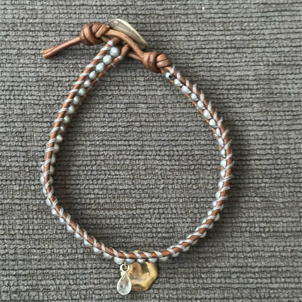 Chan Luu Single Wrap Vintage  Leather Pearl Bracelet /Silver Button Wrap
